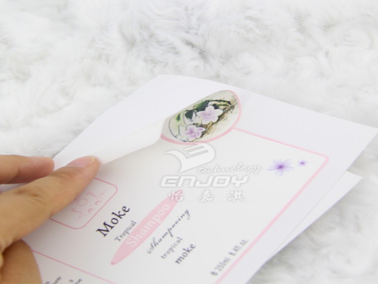 亮白PET標(biāo)簽